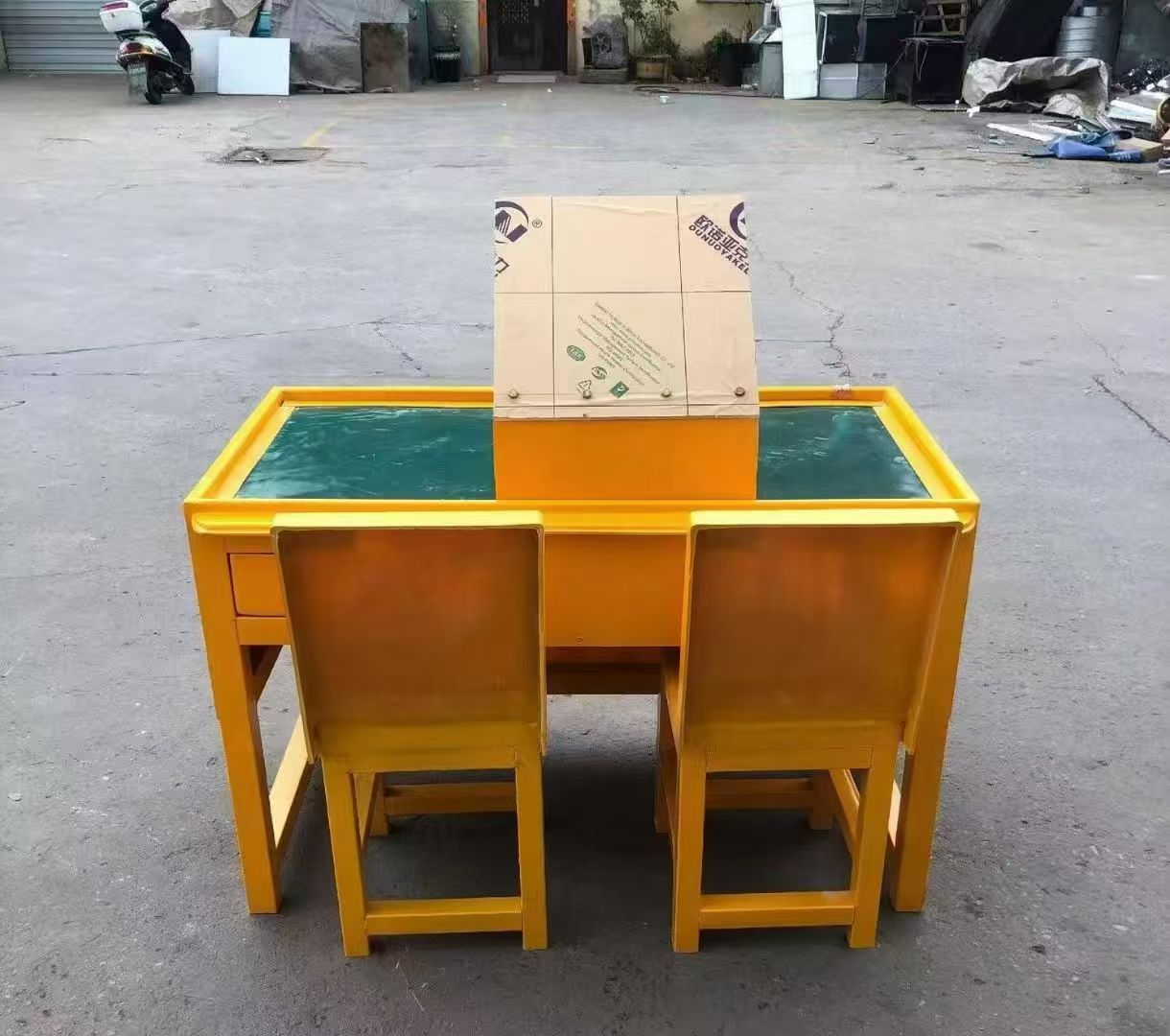 宁陵防静电导通桌井下煤矿火工品发放桌:危险品流转的安全守护者